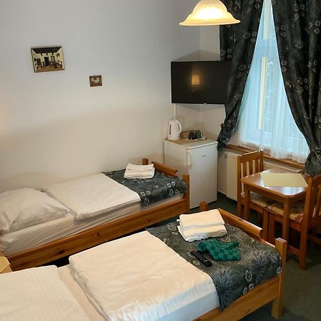 Pension Abbazia Františkovy Lázně Exteriör bild