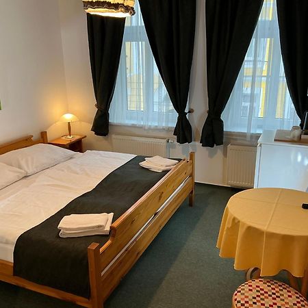 Pension Abbazia Františkovy Lázně Exteriör bild
