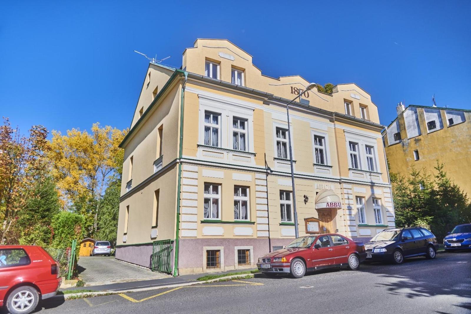 Pension Abbazia Františkovy Lázně Exteriör bild